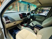 https://riyasewana.com/uploads/toyota-hilux-vigo-915074517225.jpg