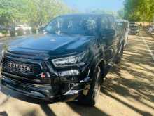 https://riyasewana.com/uploads/toyota-hilux-z-2023-219385212034.jpg