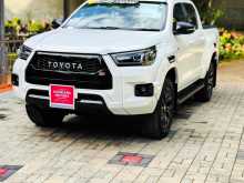 https://riyasewana.com/uploads/toyota-hilux-z-2610065622902.jpg