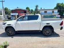 https://riyasewana.com/uploads/toyota-hilux-z-61206304073.jpg