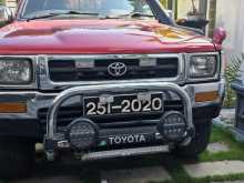 Toyota Hilux LN 107 1992 Pickup