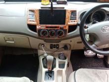 https://riyasewana.com/uploads/toyota-hinlx-vigo-211628116015.jpg