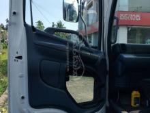 https://riyasewana.com/uploads/toyota-hino-18212953629674.jpg
