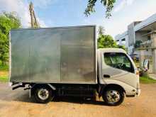 https://riyasewana.com/uploads/toyota-hino-2000-712024412564.jpg