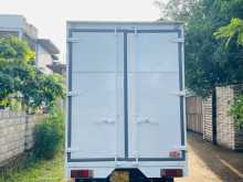 https://riyasewana.com/uploads/toyota-hino-2000-712024412832.jpg