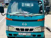 https://riyasewana.com/uploads/toyota-hino-2110375822611.jpg