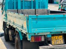 https://riyasewana.com/uploads/toyota-hino-2110411124832.jpg