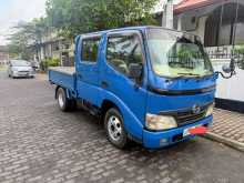 Toyota Hino 2006 Crew Cab