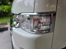 https://riyasewana.com/uploads/toyota-hiroof-223-914511324772.jpg