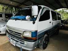 Toyota Dolphin LH113 1990 Van