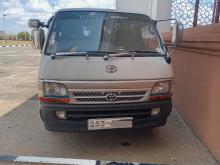 Toyota Hlace Dolphin 102 1995 Van