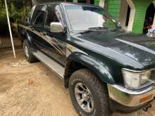 https://riyasewana.com/uploads/toyota-holiday-109-1994-299432212454.jpg