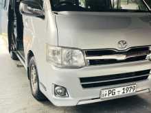 Toyota GL 2012 Van