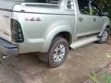 https://riyasewana.com/uploads/toyota-hulux-vigo-2007-714290412032.jpg