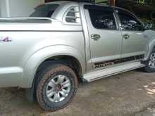 https://riyasewana.com/uploads/toyota-hulux-vigo-2007-714290412813.jpg