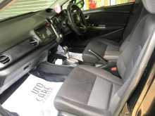 https://riyasewana.com/uploads/toyota-insigst-2085042404.jpg