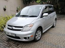 Toyota IST 2007 Car