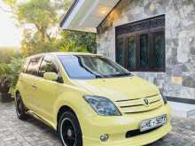 Toyota IST 2004 Car