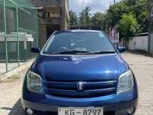 Toyota Ist 2004 Car