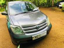 Toyota IST 2004 Car