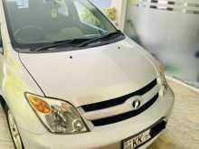 Toyota Ist 2005 Car