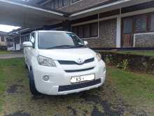 Toyota IST 2010 Car