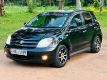 Toyota IST 2002 Car