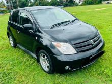 Toyota IST 2003 Car