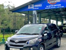 Toyota IST 2010 Car