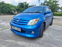 Toyota Ist 2002 Car