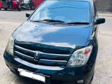 Toyota Ist 2003 Car