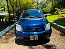 Toyota IST 2006 Car