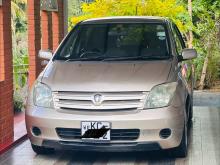 Toyota Ist 2003 Car