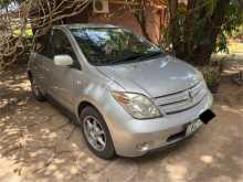 Toyota Ist 2003 Car