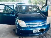 Toyota IST FL Grade 2003 Car