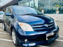 Toyota IST FL Grade 2004 Car