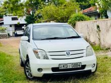 Toyota IST FL Grade 2003 Car
