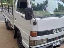 Isuzu Single Wheel 1985 Lorry