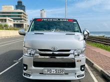 Toyota KDH 2006 Van