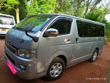 Toyota KDH 2006 Van