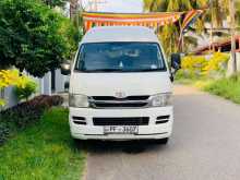 https://riyasewana.com/uploads/toyota-kdh-112026264593.jpg