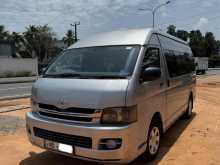 https://riyasewana.com/uploads/toyota-kdh-1216494022822.jpg