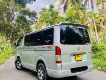 https://riyasewana.com/uploads/toyota-kdh-132027294592.jpg