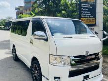 https://riyasewana.com/uploads/toyota-kdh-1419354924342.jpg