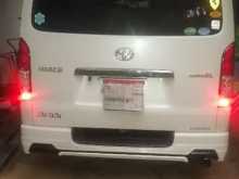 https://riyasewana.com/uploads/toyota-kdh-171431524753.jpg