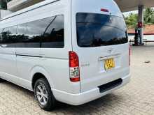 https://riyasewana.com/uploads/toyota-kdh-1817223722833.jpg