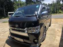 Toyota KDH 200 Super GL 2005 Van
