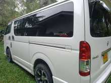 Toyota KDH 200 SUPER GL 2007 Van
