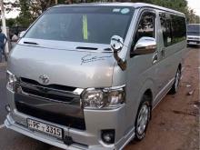 https://riyasewana.com/uploads/toyota-kdh-200-1122504624573.jpg
