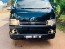 Toyota KDH 200 2006 Van